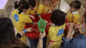 El primer laboratori científic per a nens de 0 a 6 anys a dins d'una escola