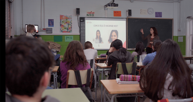 Taller "Premsa a les escoles" a 2n de l'ESO a l'Institut Fort Pius de Barcelona