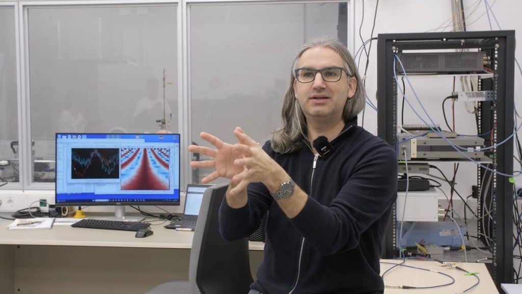 Pol Forn, investigador principal del Grup de Tecnologies Quàntiques de l’IFAE
