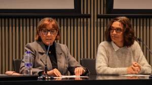 Victòria Gómez, presidenta COPEC i Marta Bertran, degana de la F. d'Educació de la UAB a la inauguració de la II Jornada COPEC-Universitats a Bellaterra.