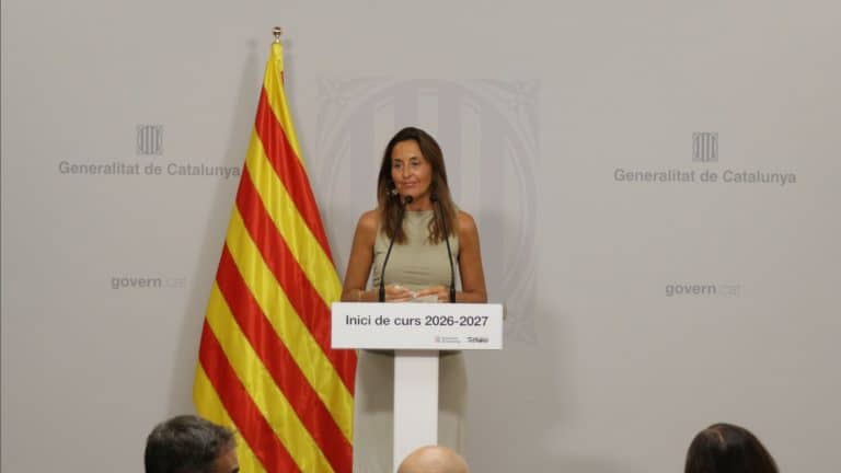 Esther Niubó, consellera d'Educació i FP a roda de premsa d'inici del curs 26-27, Barcelona